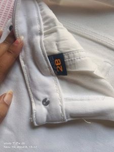 Brand New White Stretchable Jeans