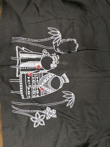 Black Crop Top With Graphic Print