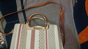 Women&#39;s Stylish Handbag