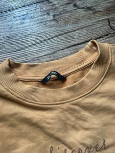 Beige &#34;Discover&#34; Sweatshirt