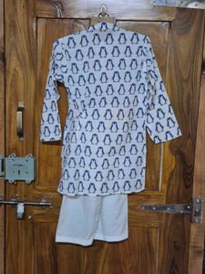 Kids Penguin Print Kurta Set (Avl Sizes 2-7 Years)