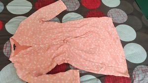 Peach 🍑 Colour Chiffon Tunic