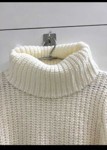 Design Pullover Sweater