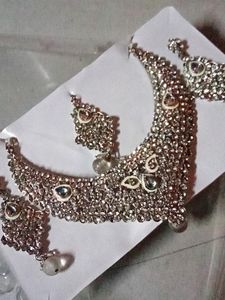 Necklace Set