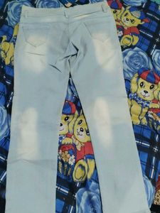 Stylish Light Wash Jeans