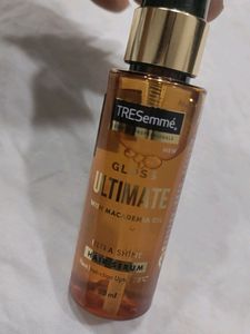 Tresemme Gloss Ultimate Hair serum
