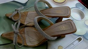 Zara Heels with Bow Detail ✨