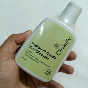 Clinikally HydraSoft Gentle Skin Cleanser