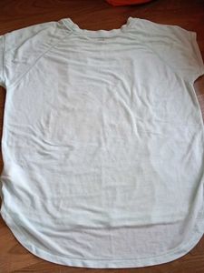 Gap Kids Dryfit Tshirt 6-7 Years