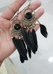 Black Feather Earings