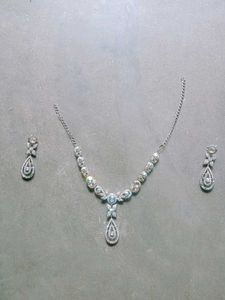Elegant Necklace Set