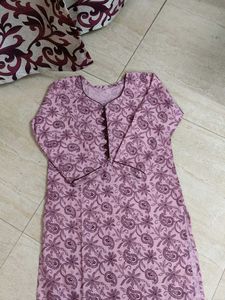 Floral Print Kurta with heart shape neck