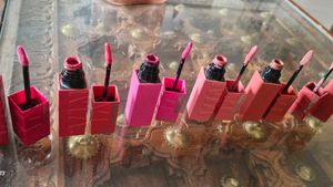 Maybelline Vinyl ink (setof 6)