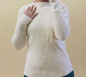 Comfortable Cream Knit Sweater