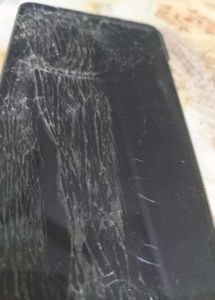 Cracked Phone - Parts Only