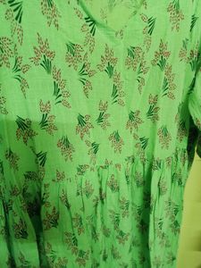 🌿☘️Green Floral Kurta☘️🌿