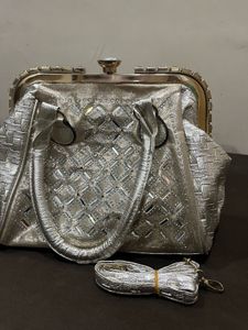 beautyful silver bag