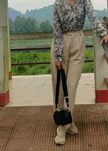 Urbanic Beige Trouser