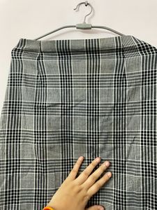 PLAID SKIRT