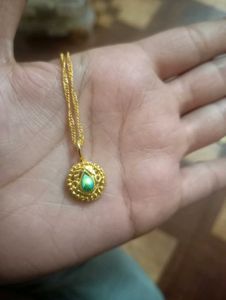 Pendant with chain