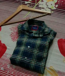 Men's checked Shirt