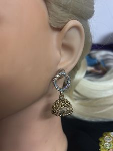 Golden Jhumka Earring Set