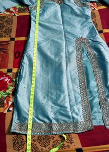 Zari Work Kurta Pant Set For Girls