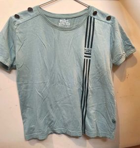 Stylish Mint Green Cotton T-Shirt Shoulder Button
