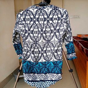 Fitted Patterned Top