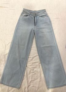 Wide Leg Light Wash Jeans