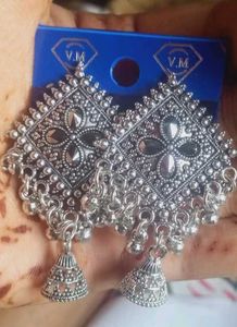 Silver Jhumka Earings