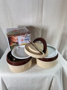 Insulated tiffins