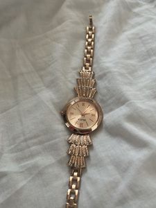 Elegant Silica Rose Gold Watch