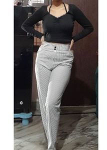 Lace Trim Long Sleeve Top