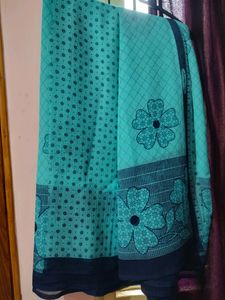 Chiffon saree for 200Rs only