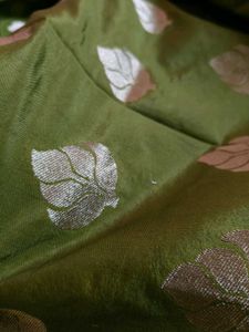 Elegant Green Banarasi Saree