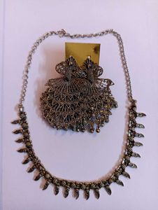 Necklace & Earring Set