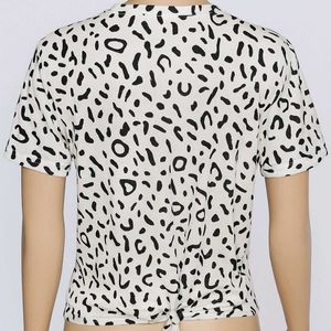T SHIRT