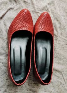 Selling Bellies For Women Uk 5 In ₹800