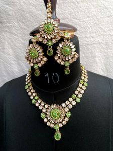 New Packed Green and Golden Jewellery Set