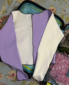 Dual tone top🌸