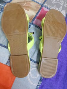 Sandal Slipper Neon Green 💚