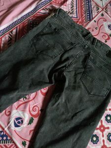 Stylish Men&#39;s Distressed Grey Denim Jeans