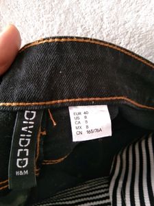 Mom Jeans H&amp;M Hight waist Size 30 To 32.
