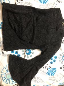 Black Mesh Belled Sleeves Top