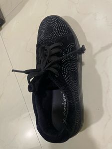 Velvet Finished Casual Shoes