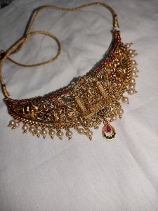 Premium Quality Neck Choker