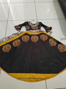 Coffee - Yellow Full Flair Gaun