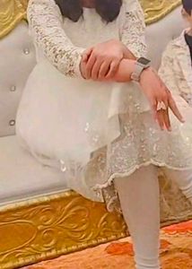 High Low White Lace Gawn
