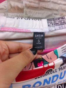 SHEIN newspaper Mini Fitted Skirt